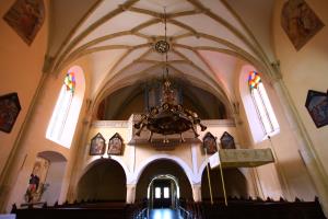 Cerkev - Notranjost- RDO- 2011 (1)